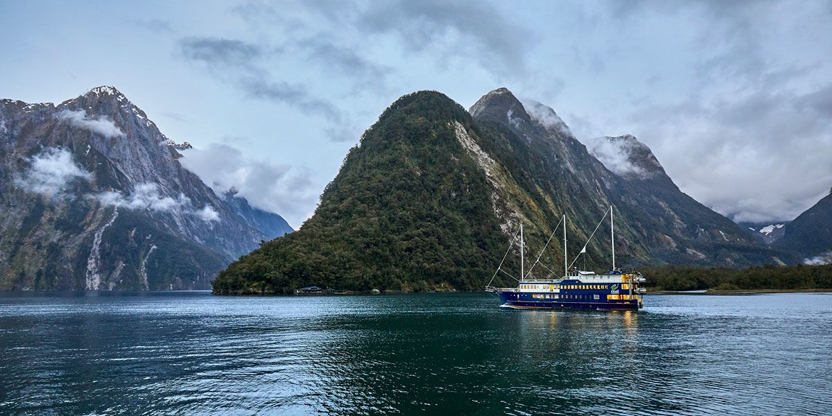 Milford Sound Cruise, Hike Routeburn Track