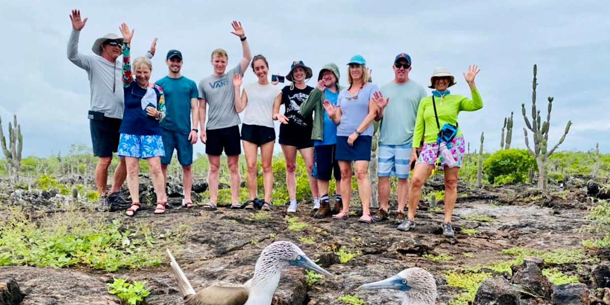 Snorkeling at Los Túneles and Wetlands Walk to Breeding Center